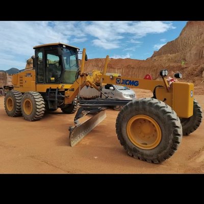 平地机出租 轮胎式道路施工车辆租赁服务全解析